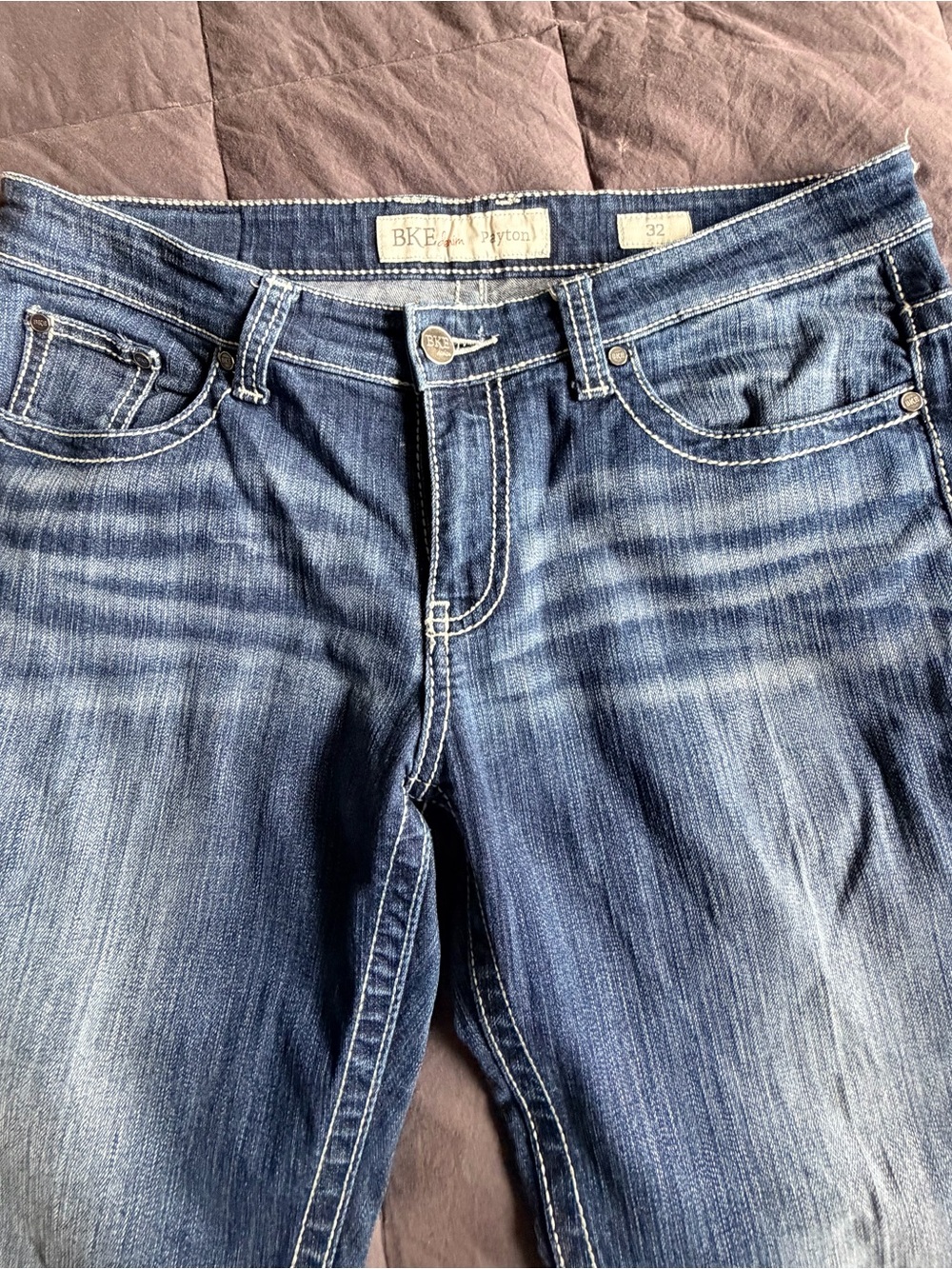 BKE Women's Blue Faded Cropped Jeans